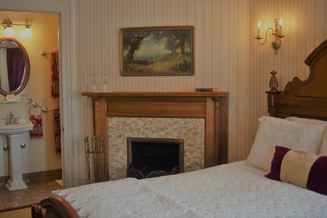 The Lamplighter Bed & Breakfast Of Ludington Exteriör bild