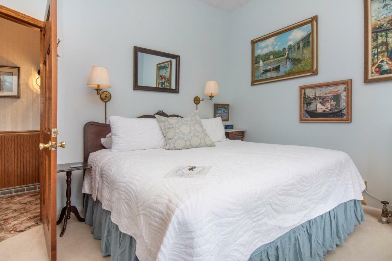 The Lamplighter Bed & Breakfast Of Ludington Exteriör bild