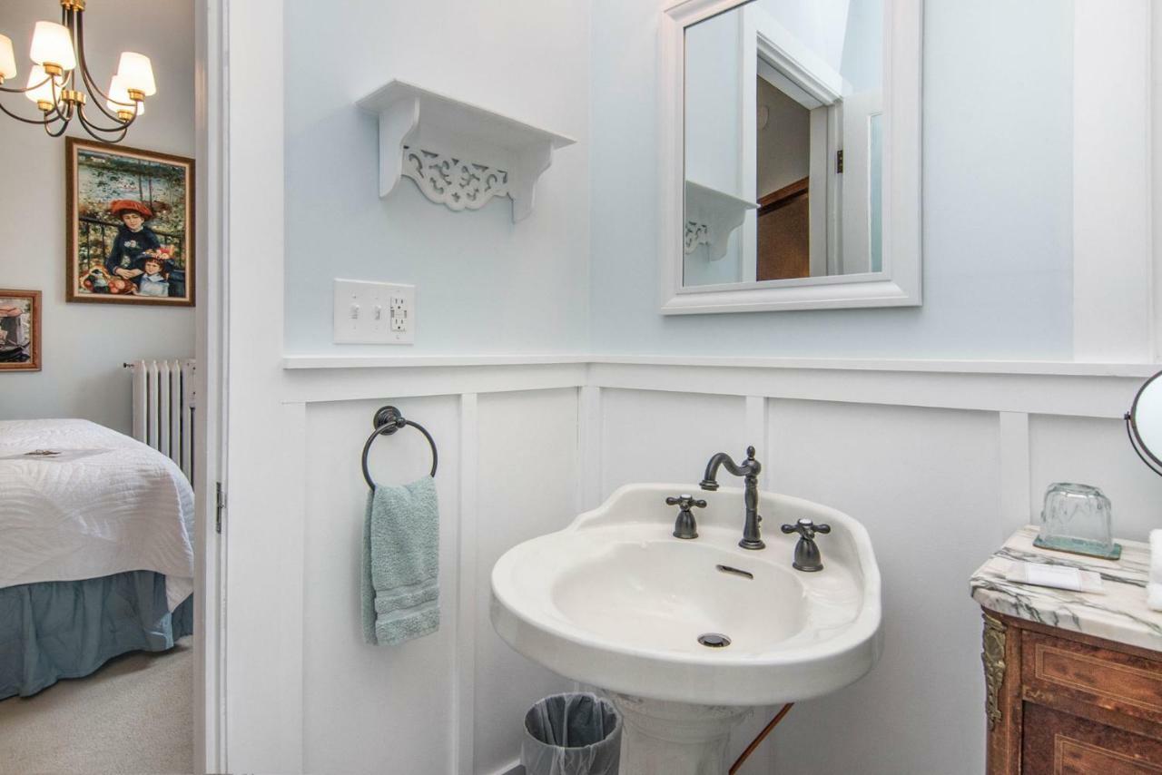 The Lamplighter Bed & Breakfast Of Ludington Exteriör bild