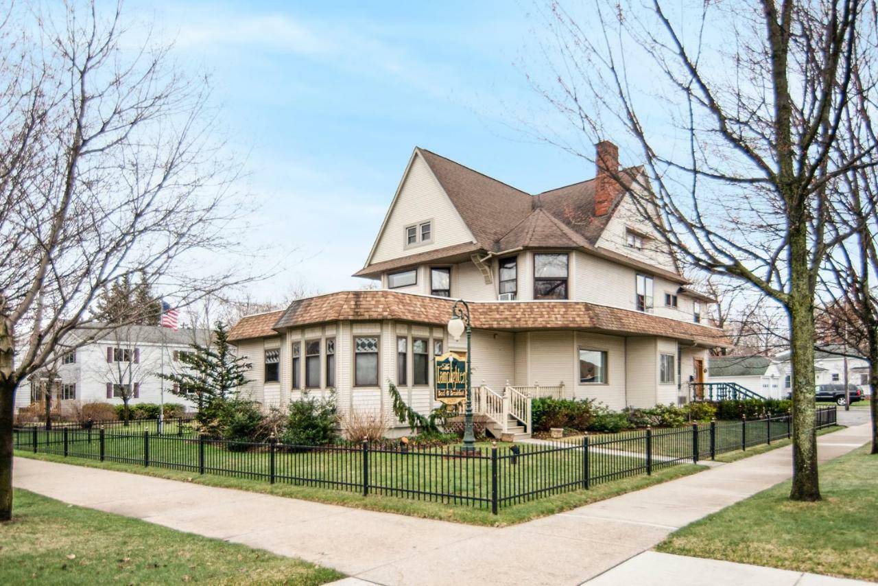 The Lamplighter Bed & Breakfast Of Ludington Exteriör bild