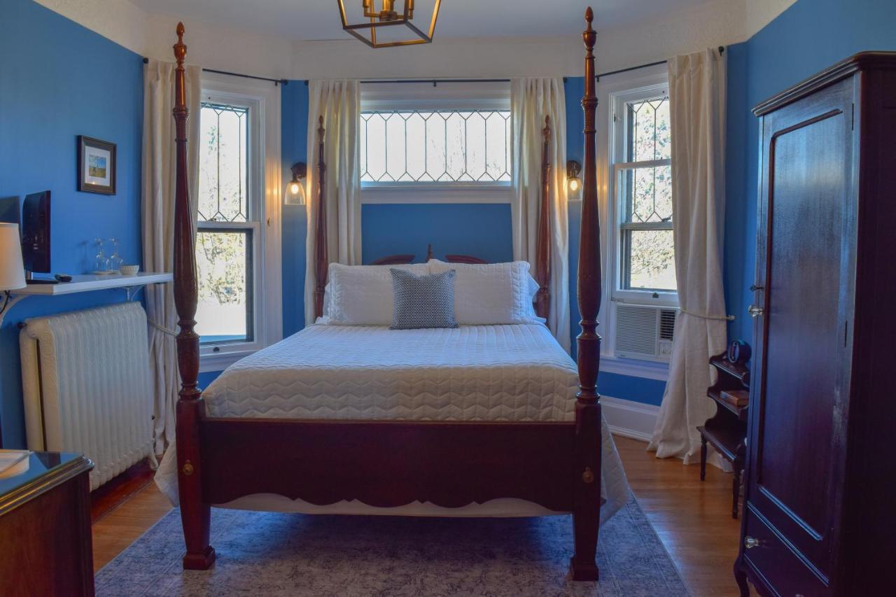 The Lamplighter Bed & Breakfast Of Ludington Exteriör bild